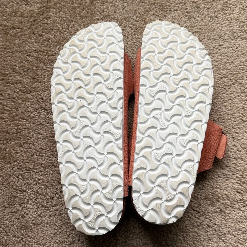 Pink Suede Birkenstock size 40 - Picture 2 of 3